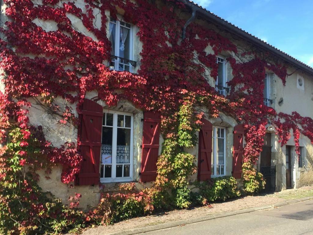La Maison De Marie-Claire Doncourt-sur-Meuse Exterior photo
